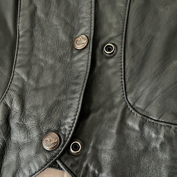 Vintage women’s Genuine leather jacket size 10/L please check measurement - Picture 13 of 17